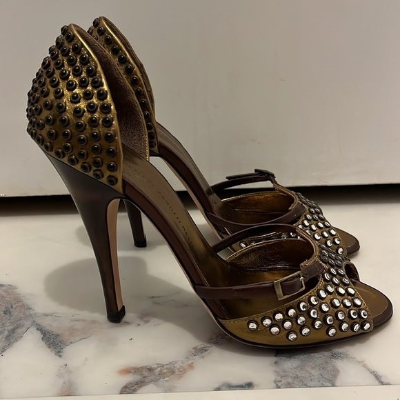Giuseppe Zanotti Copper Gold Heels with Crystals and Black Bead Embellishments - Picture 7 of 12